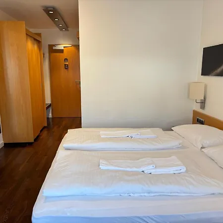 Germania 4*