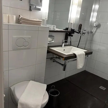 Ξενοδοχείο Germania 4*