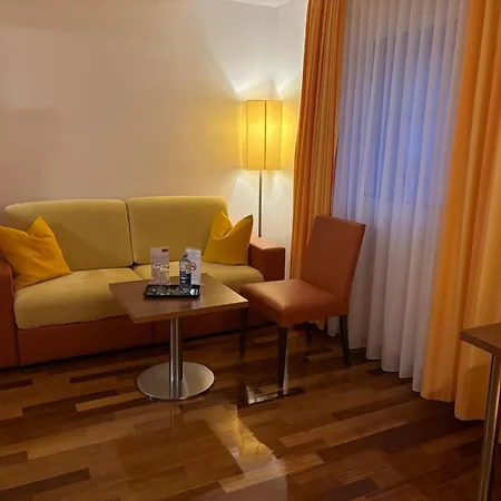 Ξενοδοχείο Germania 4*