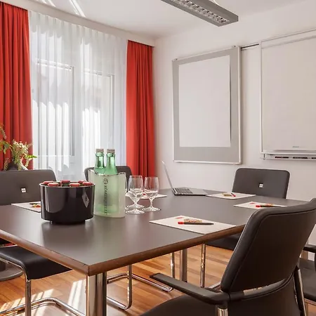 Hotel Germania 4*